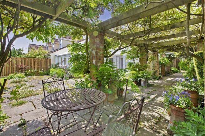 pergola