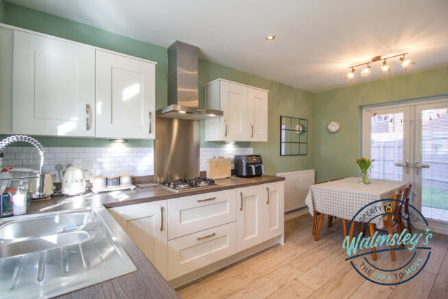 Kitchen breakfast room