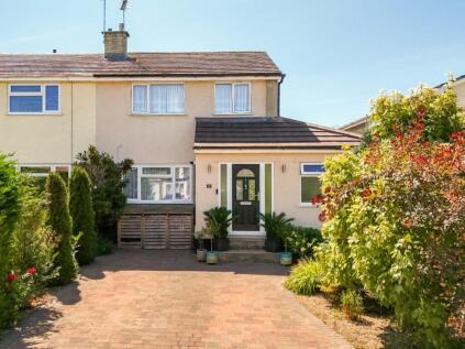 Beautiful family home, offering versatile living accommodation in the village of Congresbury