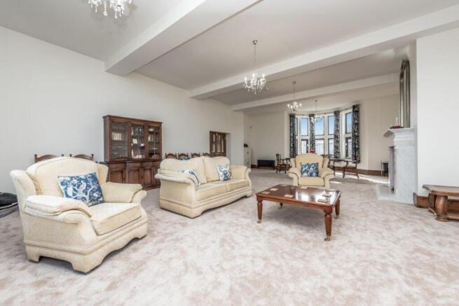 8 bed Detached for sale Image 10