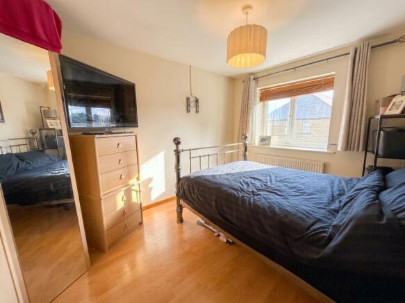 3 bed Semi-Detached for sale Image 11