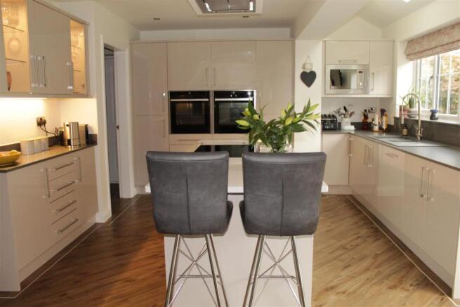 KITCHEN/DINER