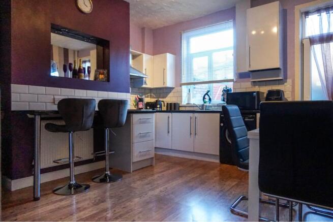 Kitchen/Dining Room