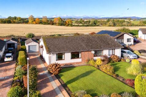 9 Kirkhill Drive, Luncarty, Perth, PH1