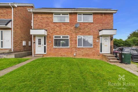 Scafell Place, North Anston, Sheffield, South Yorkshire, S25