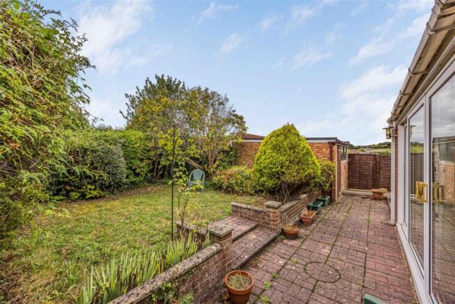 7 Francis Road, Horndean-Small-PorticoMarketing-So