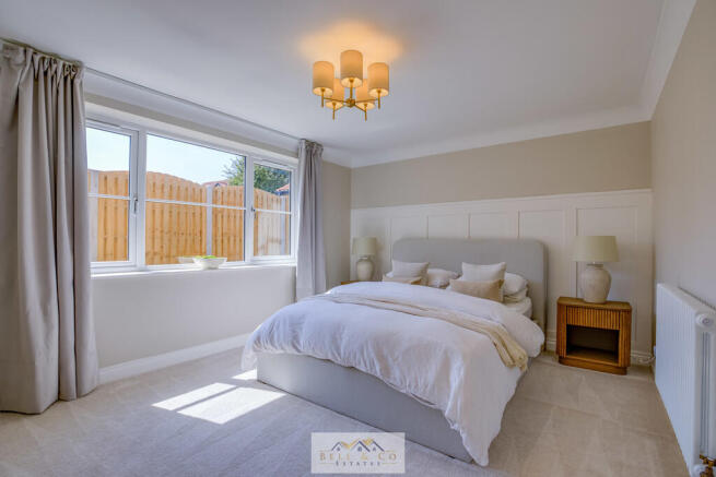 3 bed Detached Bungalow for sale Image 12