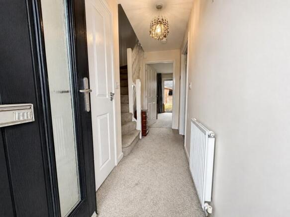2 bed Semi-Detached for sale Image 8