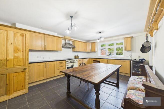 The Manse, Banbury Road, Brackley, NN13 photo 4