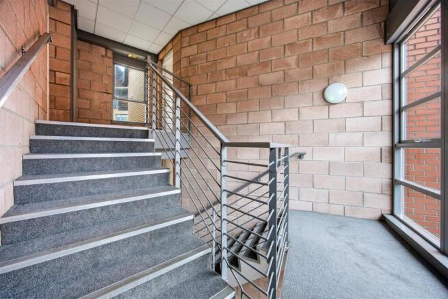 02-FLAT_8_1_CASTLE_STREET_GLASGOW_002.jpg