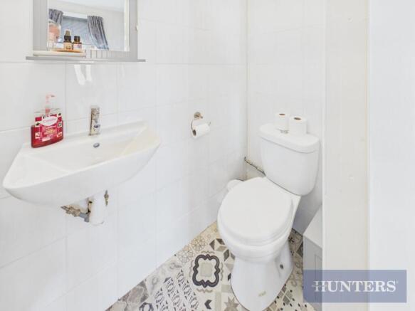 3 bed Terraced for sale Image 11