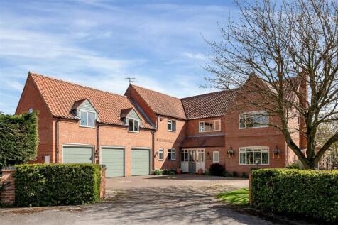 Grays Court, Farndon, Newark