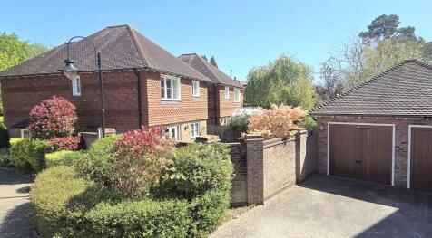 Tall Oaks, Lindfield, RH16