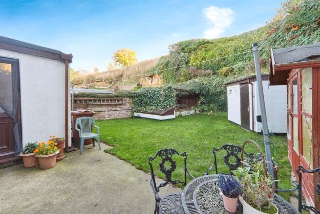 7 bed Semi-Detached for sale Image 7