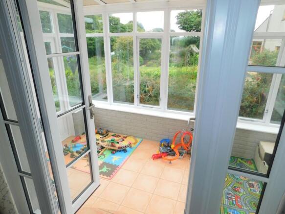 SUN ROOM