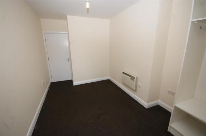 1 bed Flat to rent Image 4