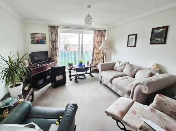 c9c4e562-10000144...