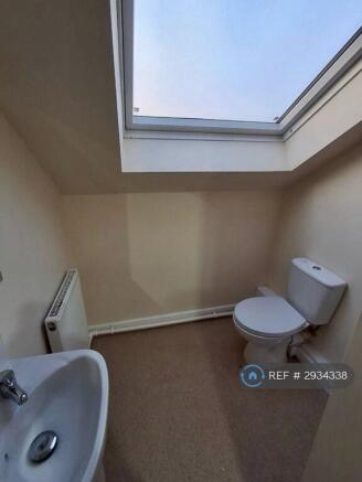 1 bed Flat to rent Image 9