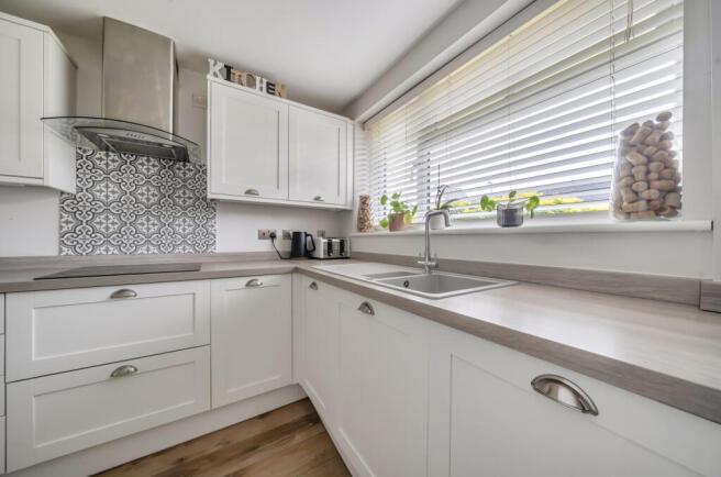 1402015-22-697259...