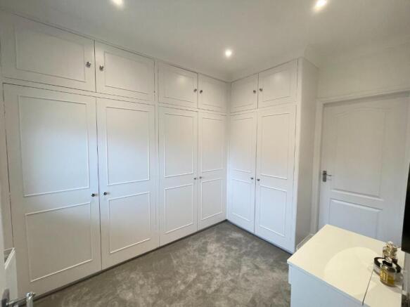 DRESSING ROOM