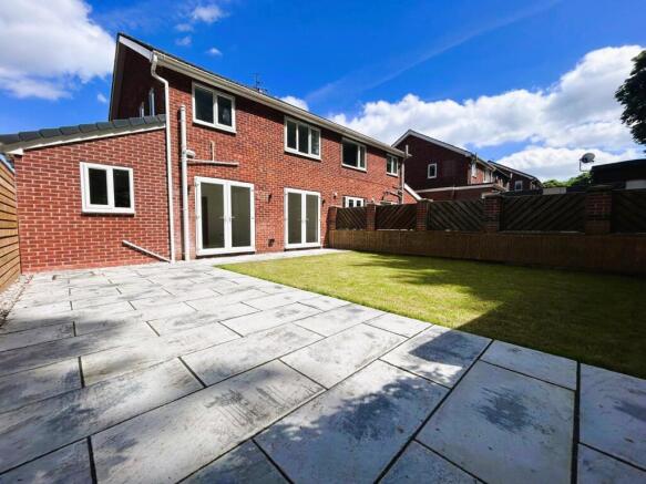 3 bed Semi-Detached for sale Image 7