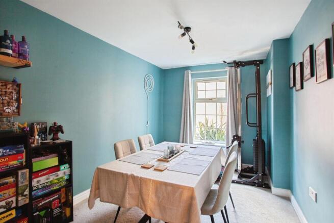 4 bed End of Terrace for sale Image 7
