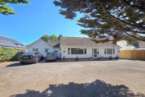 Silver Street, Hordle, Lymington, Hampshire