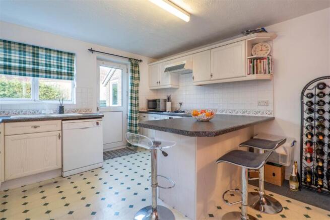 Kitchen/Breakfast Room