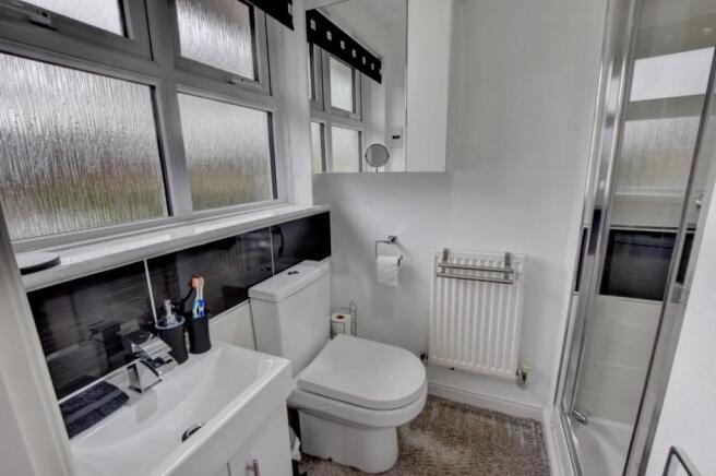 Ensuite.jpg