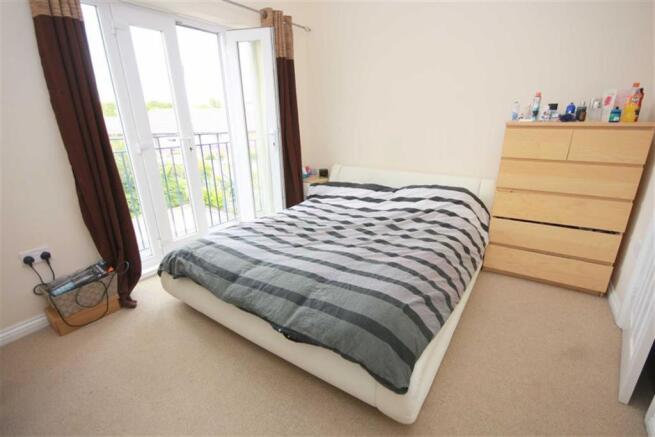 DOUBLE BEDROOM ONE