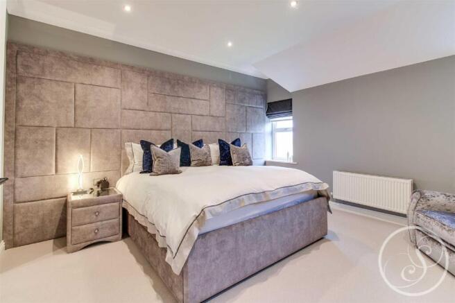 2 bed Apartment for sale Image 7