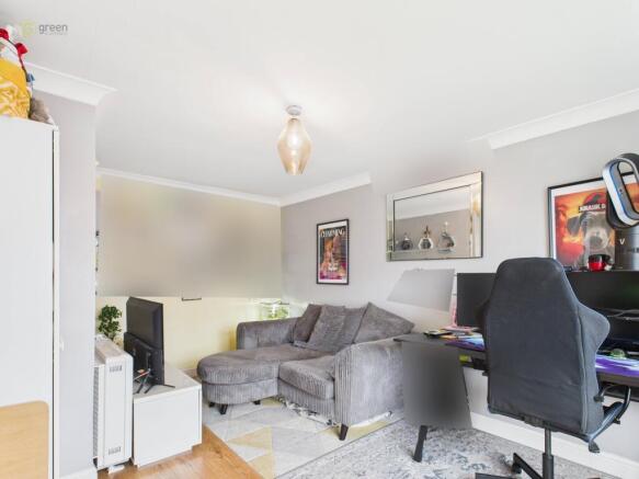 cam05459g0pr0101still004