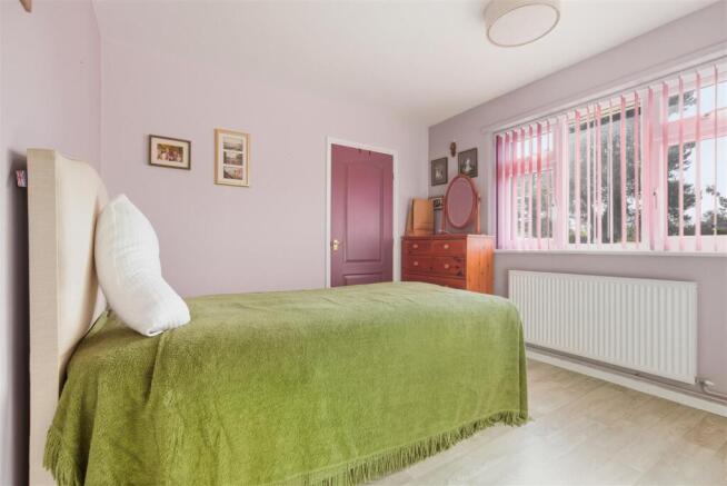 16 Kingfisher Crescent 21.jpg