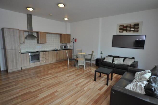 Living Room (Main)