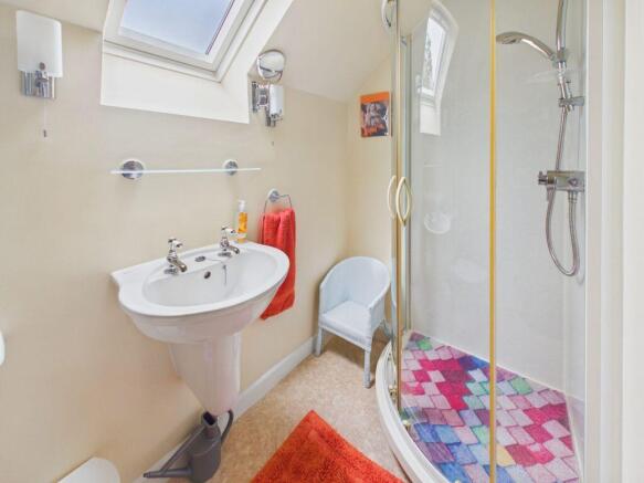 3 bed Semi-Detached Bungalow for sale Image 10