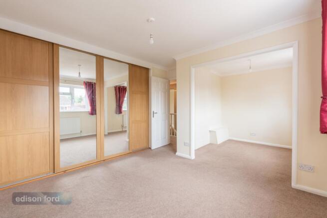 30 Cornwall Crescent (19)