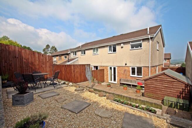 Garden & Rear View