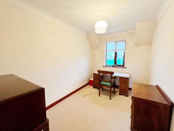 Bedroom 3.jpg