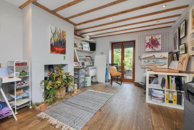 SITTING ROOM