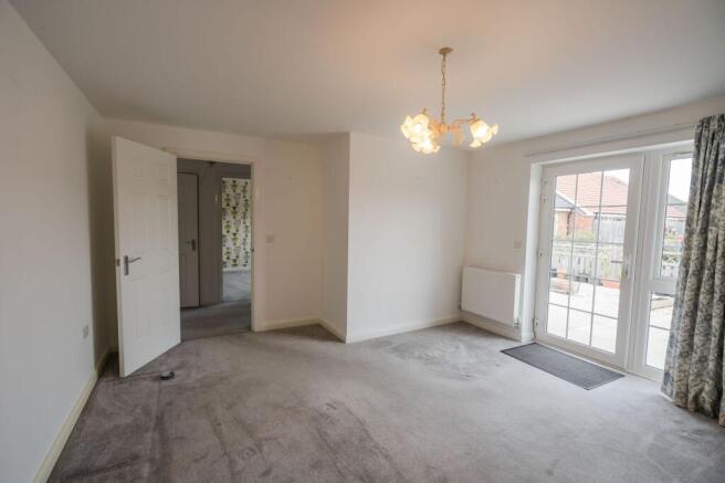 Living Room (2)