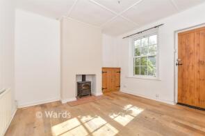 2, Watts Cottages, Grosvenor Road, Ashford TN24 9PL