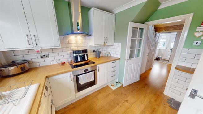 Greenhill Crescent Kitchen