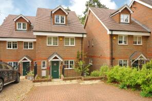 8, Loxford Close, Caterham CR3 6EU