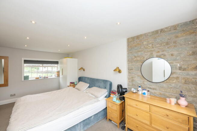 3 bed Cottage for sale Image 12