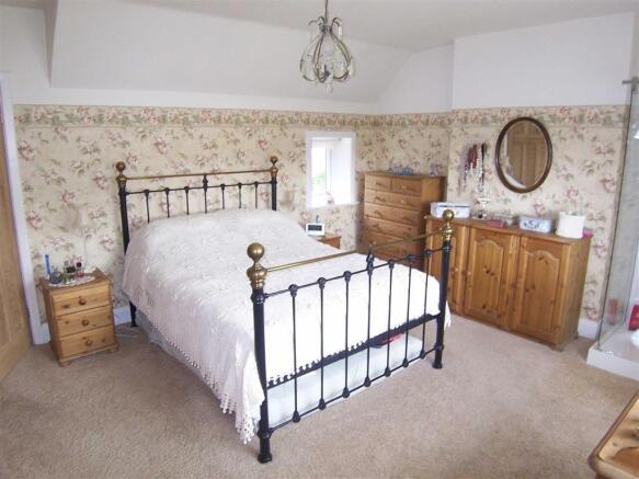 Bedroom 1: