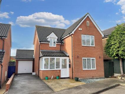 Feast Field Close, Wollaston, Wellingborough