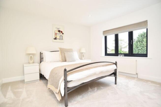 4 bed Detached for sale Image 7