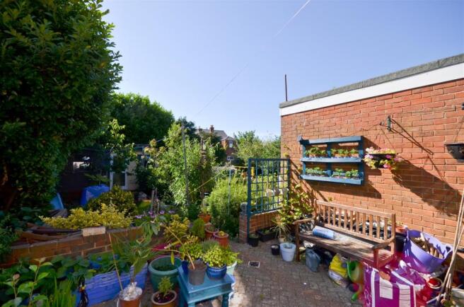 Rear Courtyard Area.JPG