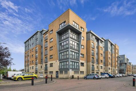 2 Barrland Court, Flat 5/2, Pollokshields, Glasgow, G41 1AL