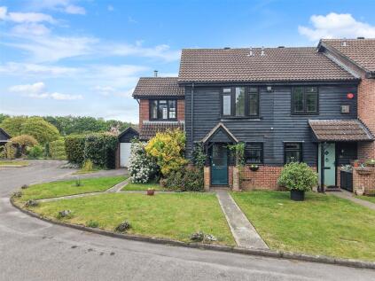 Barleymow Court, Betchworth, Surrey, RH3